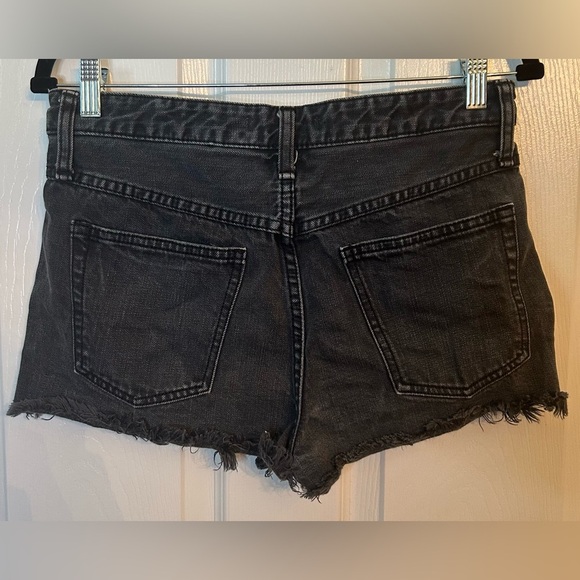 Free People Rock Denim Uptown Short- Blackbird/ Size 28 - Picture 4 of 7